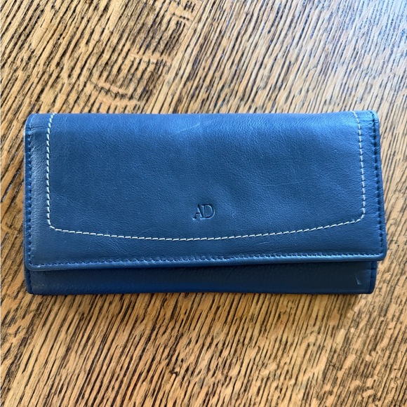 Access Denied Handbags - Access Denied Leather Accordion Wallet Clutch RFID Navy Full Grain